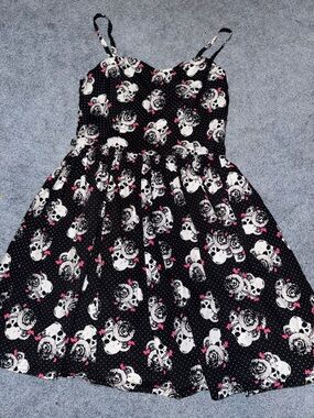 Black Skull & Rose Print Spaghetti Strap Woman’s Dress